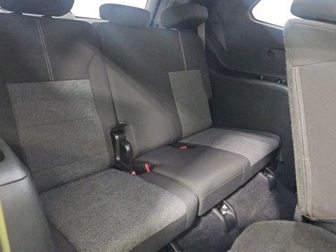 Used 2025 GMC Acadia Elevation image 11