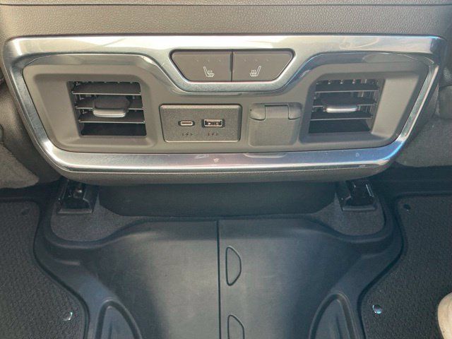 Used 2023 GMC Sierra 2500 AT4 w/ AT4 Premium Plus Package AWD/4WD image 23