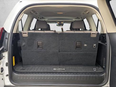 Used 2020 Lexus GX 460 Premium image 6