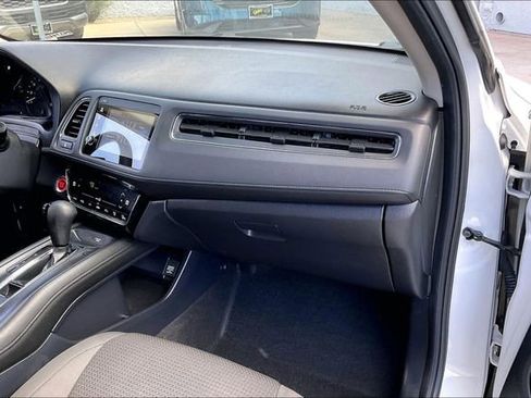 Used 2022 Honda HR-V EX image 16