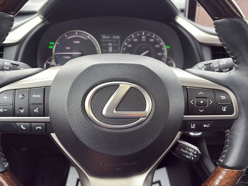 Used 2016 Lexus RX 450h AWD image 28