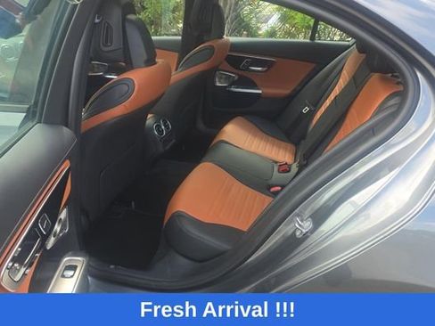 Used 2024 Mercedes-Benz C 300 Sedan image 12