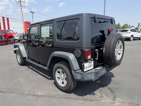 Used 2016 Jeep Wrangler Unlimited Sport AWD/4WD image 5