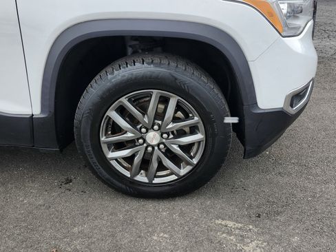 Used 2019 GMC Acadia SLT image 11