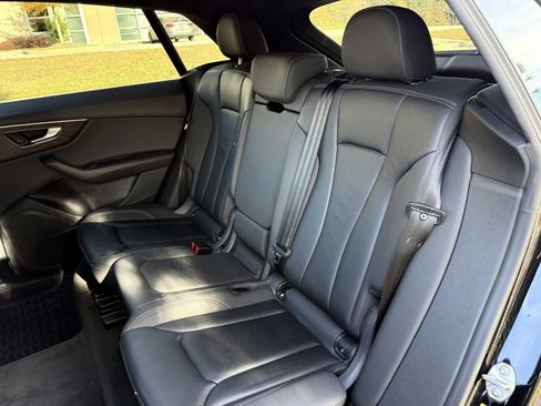 Used 2019 Audi Q8 Premium w/ Convenience Package image 42