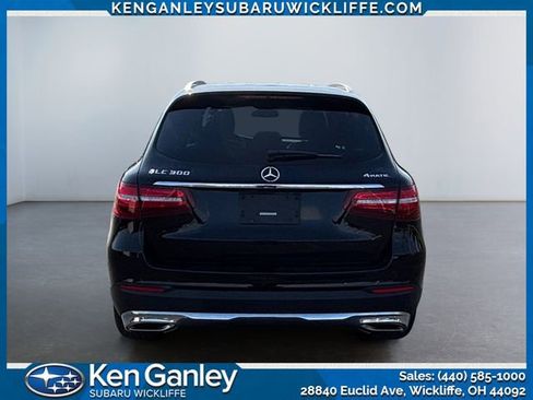 Used 2019 Mercedes-Benz GLC 300 4MATIC image 4