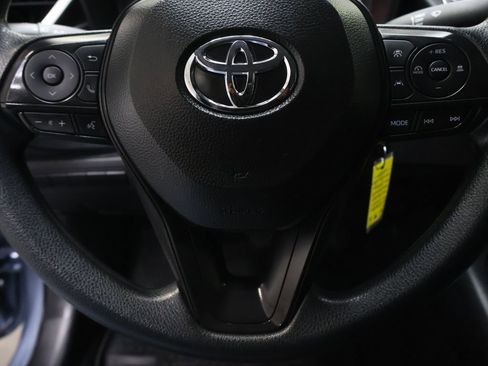 Used 2025 Toyota Corolla LE FWD image 19