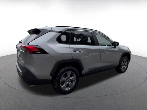 Used 2025 Toyota RAV4 LE AWD/4WD image 15