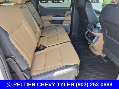Used 2024 Ford F250 Lariat w/ Lariat Ultimate Package AWD/4WD image 16