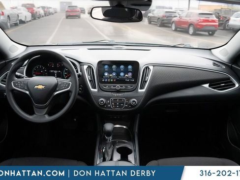 Used 2023 Chevrolet Malibu LT image 4