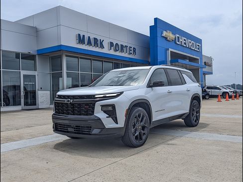 New 2026 Chevrolet Traverse RS w/ LPO, Floor Liner Package AWD/4WD image 1