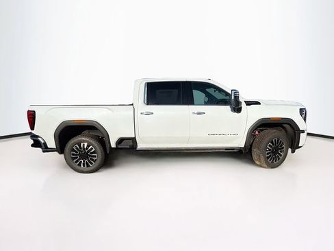 New 2026 GMC Sierra 2500 Denali Ultimate image 6
