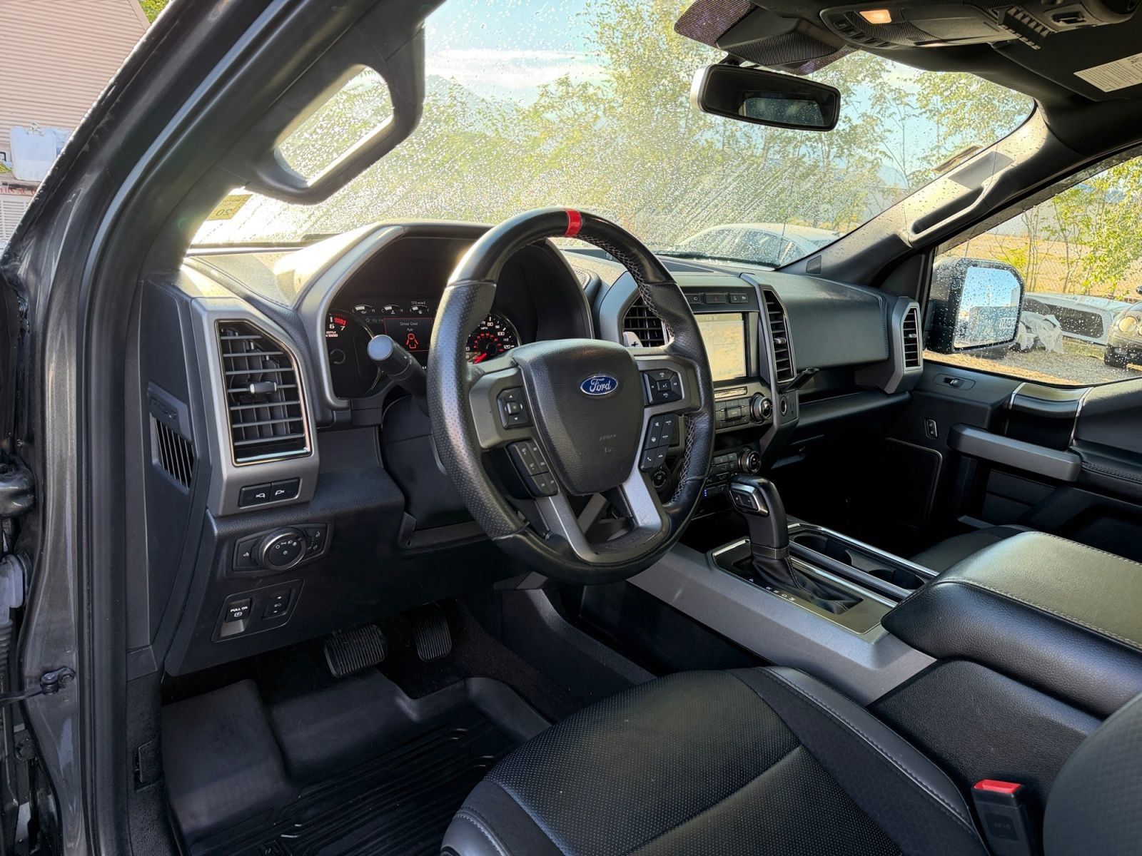 Used 2019 Ford F150 Raptor w/ Equipment Group 802A Luxury AWD/4WD image 18