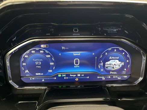 Used 2024 Chevrolet Silverado 1500 LT image 34