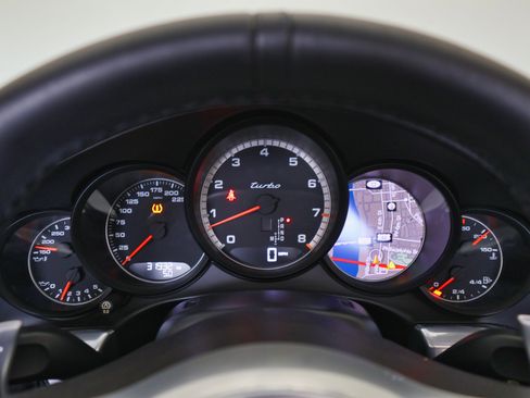 Used 2016 Porsche 911 Turbo image 37