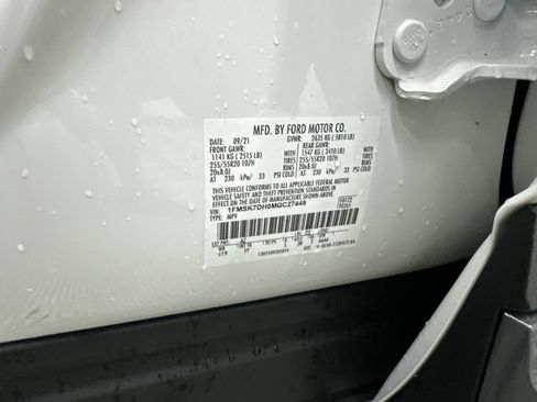 Used 2021 Ford Explorer XLT w/ Equipment Group 202A RWD image 34