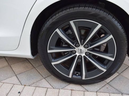 Used 2021 Volvo S60 T5 Momentum FWD image 85