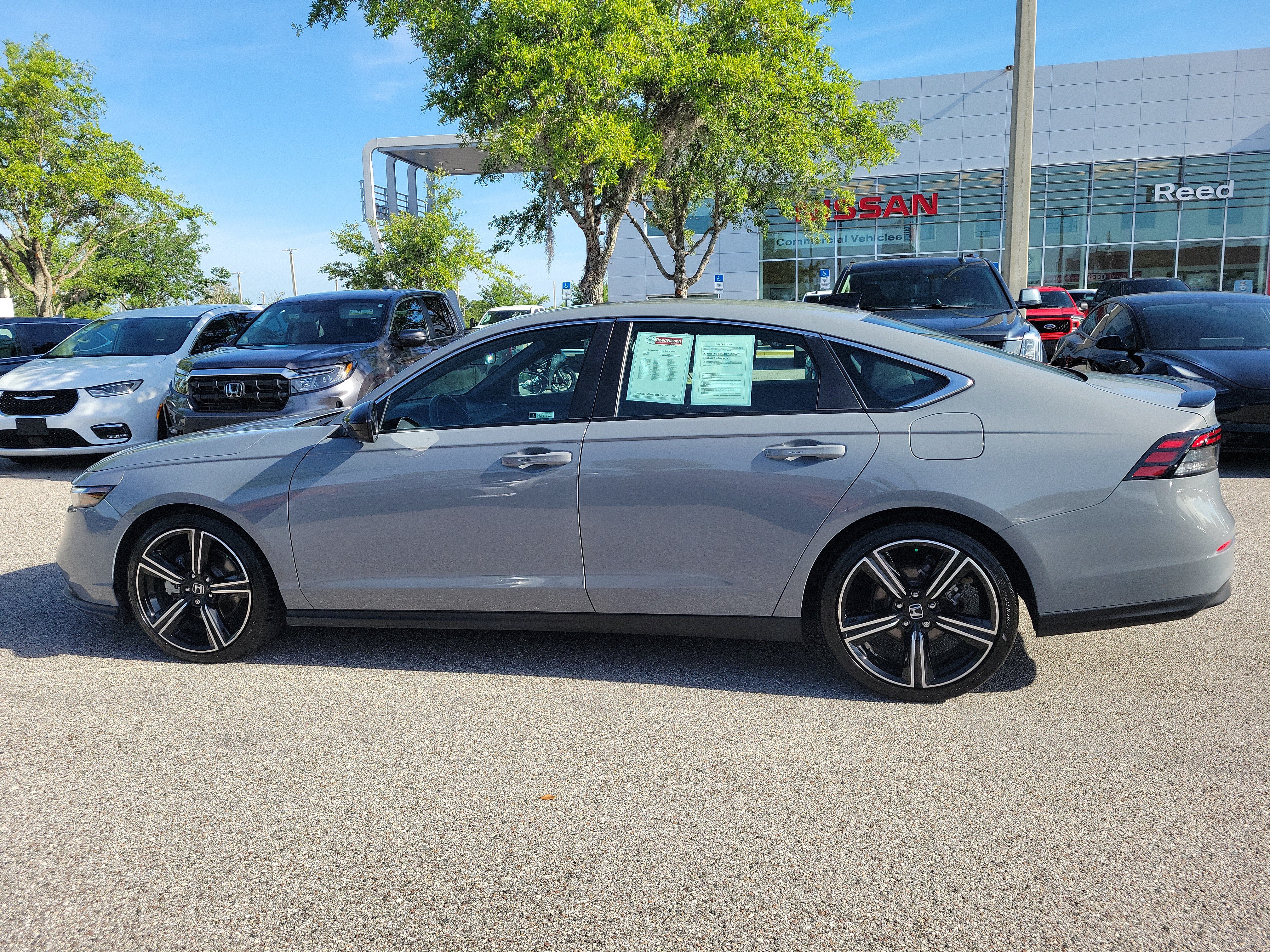 Used 2025 Honda Accord Sport image 9
