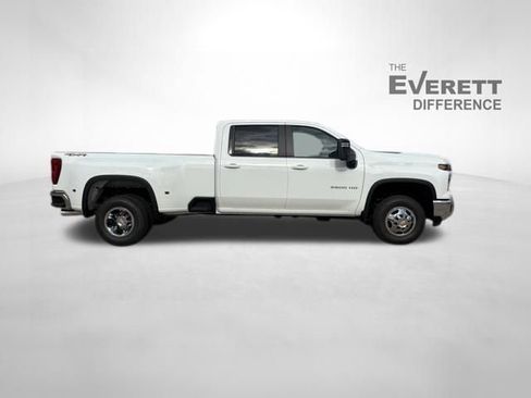 New 2026 Chevrolet Silverado 3500 LT w/ All Star Edition AWD/4WD image 8