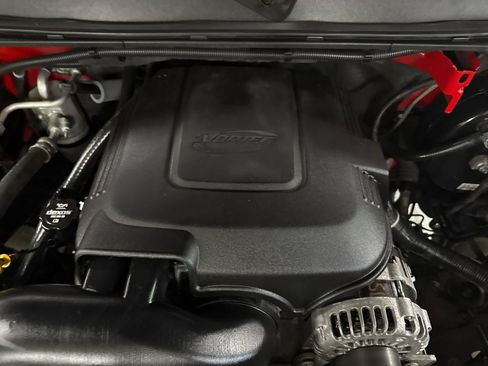 Used 2012 Chevrolet Avalanche LT AWD/4WD image 68