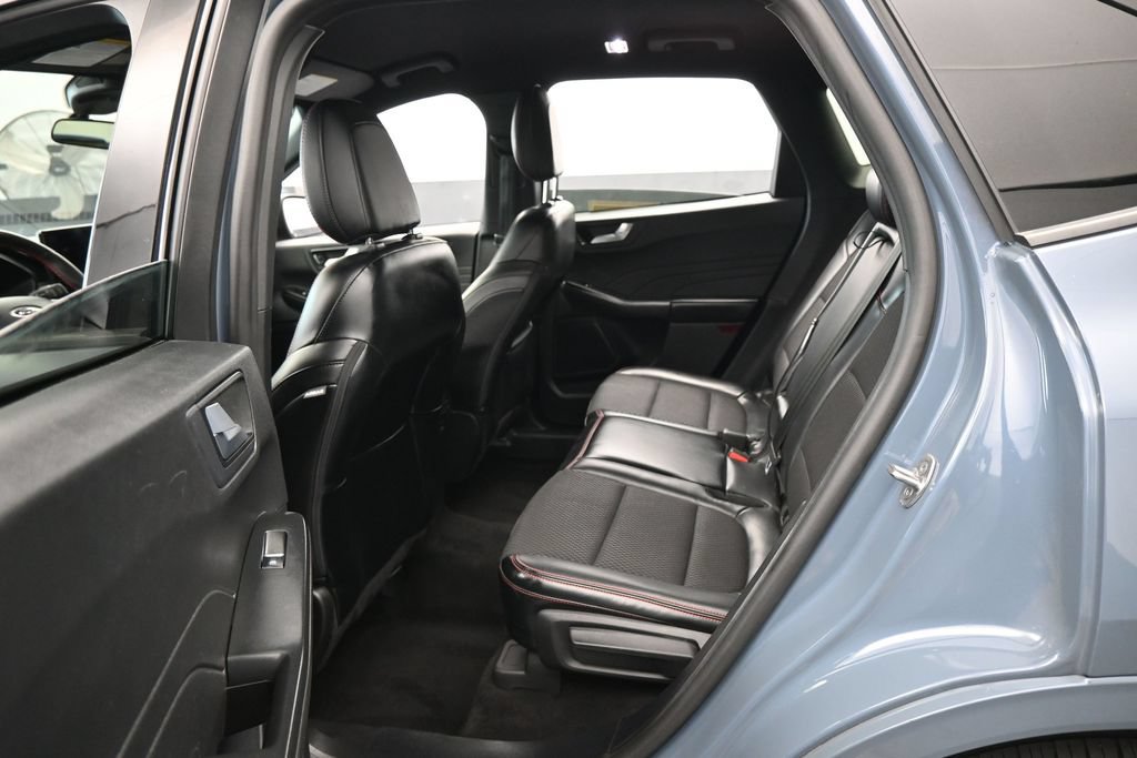 Used 2024 Ford Escape ST-Line w/ Tech Pack #1 FWD image 30