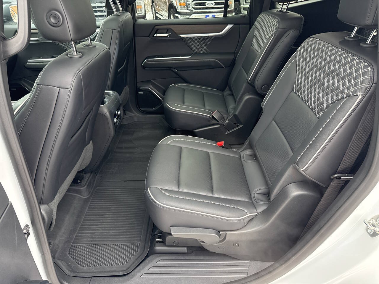 Used 2024 GMC Acadia Denali w/ LPO, Floor Liner Package AWD/4WD image 26