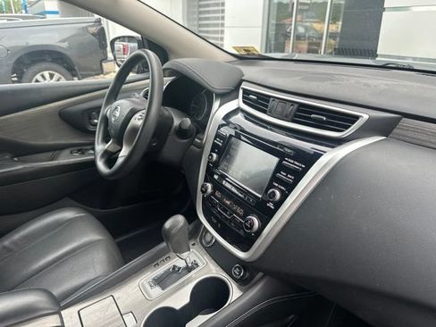 Used 2016 Nissan Murano S AWD/4WD image 14