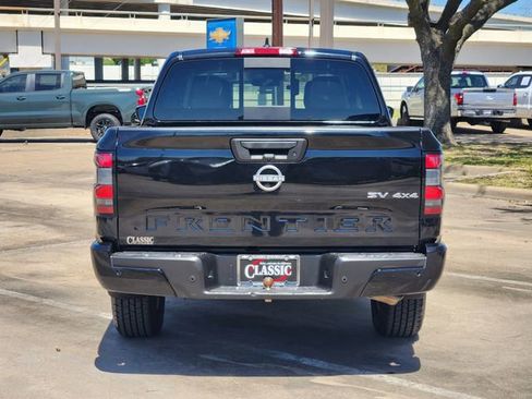 Used 2023 Nissan Frontier SV w/ SV Convenience Package image 6