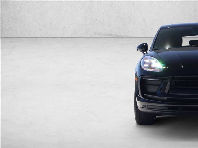 Used 2024 Porsche Macan AWD/4WD image 12
