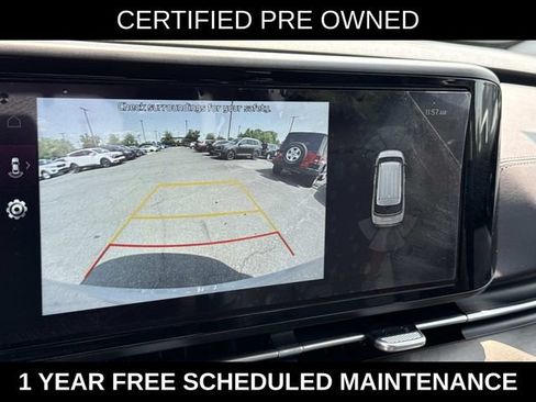 Used 2024 Kia Carnival EX FWD image 20