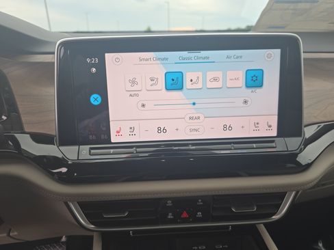 New 2026 Volkswagen Atlas SE image 23