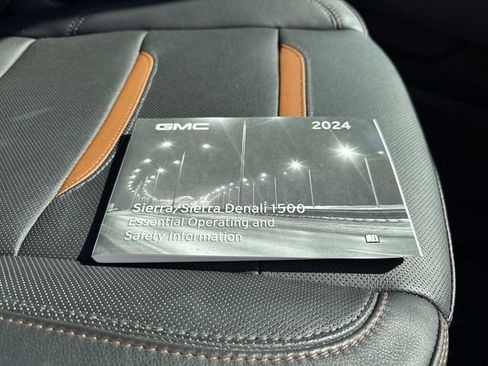 Used 2024 GMC Sierra 1500 AT4 w/ Technology Package image 33