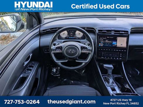 Certified 2023 Hyundai Santa Cruz SEL Premium w/ Winter Package image 17