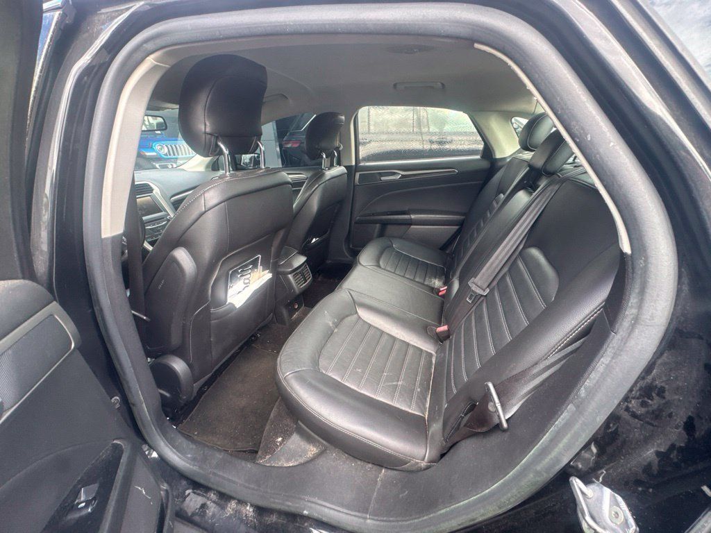 Used 2013 Ford Fusion SE FWD image 37