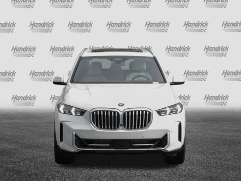 Certified 2026 BMW X5 sDrive40i RWD image 3