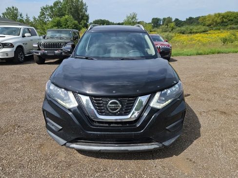 Used 2020 Nissan Rogue S FWD image 2