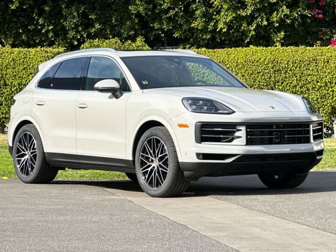 New 2026 Porsche Cayenne image 10