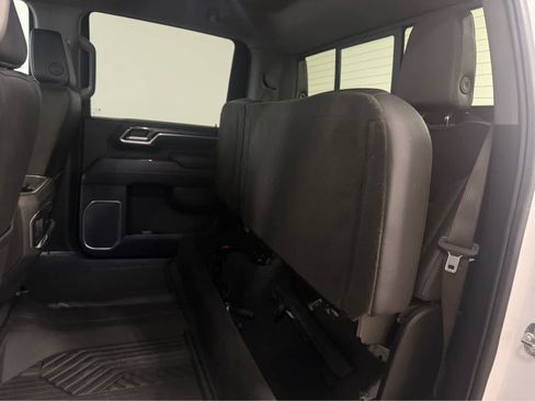 Used 2025 Chevrolet Silverado 2500 LTZ w/ LTZ Convenience Package AWD/4WD image 16