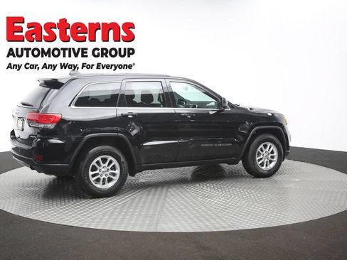 Used 2018 Jeep Grand Cherokee Laredo RWD image 43