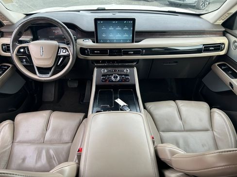 Used 2021 Lincoln Aviator Reserve w/ Equipment Group 202A image 29