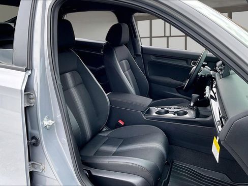 Certified 2025 Honda Civic Sport image 27