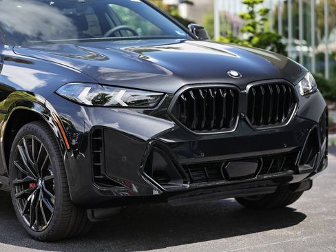 New 2027 BMW X6 xDrive40i w/ Climate Comfort Package AWD/4WD image 2