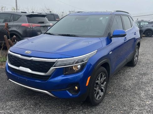 Used 2023 Kia Seltos EX image 1