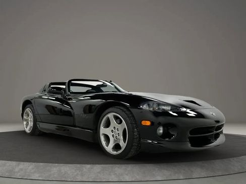 Used 2000 Dodge Viper RT/10 image 8