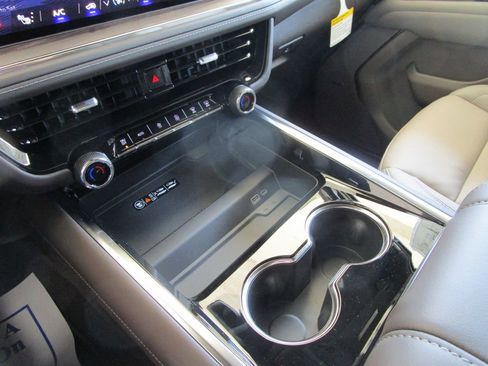 New 2026 Chevrolet Tahoe LT RWD image 43