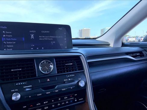 Used 2020 Lexus RX 350L FWD w/ Premium Package image 35