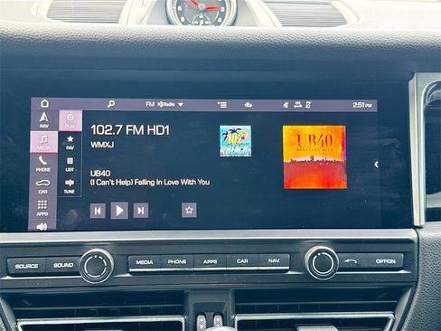 Used 2021 Porsche Macan S image 16