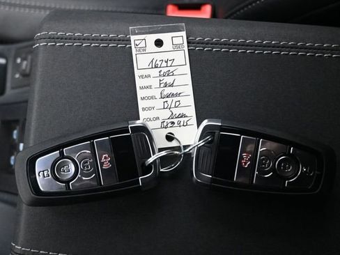 Used 2025 Ford Bronco Big Bend image 23