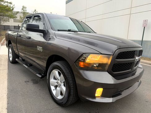 Used 2015 RAM 1500 Express image 12