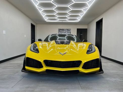 Used 2019 Chevrolet Corvette ZR1 w/ Chrome Badge Package RWD image 8